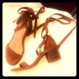 Brown rust tie up chunky heel Sandal ! Trendy. n
